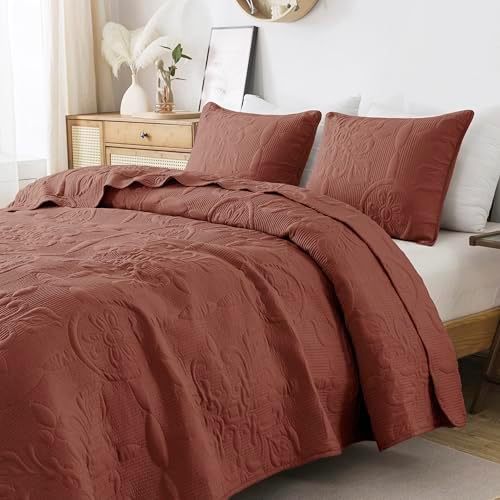 B2EVER Damask Quilt Cal King Bed Set Burnt Orange