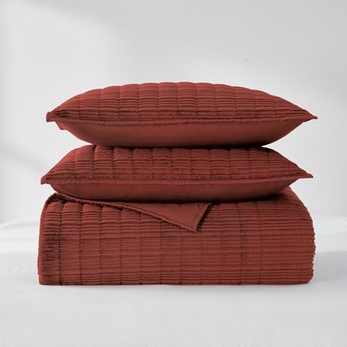 Wonderful Luxury Velvet Quilt - Striped Red Queen Size