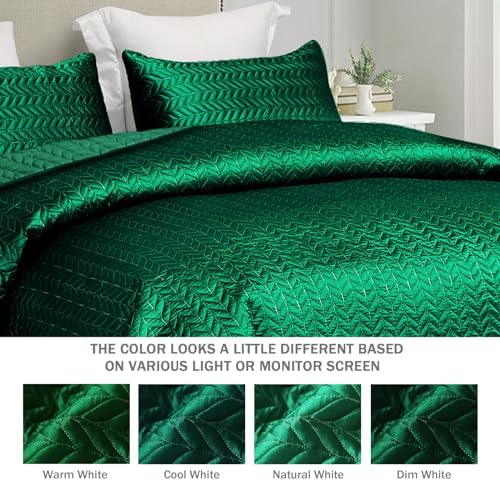 Whale Flotilla Reversible Satin Quilt Set Queen Size