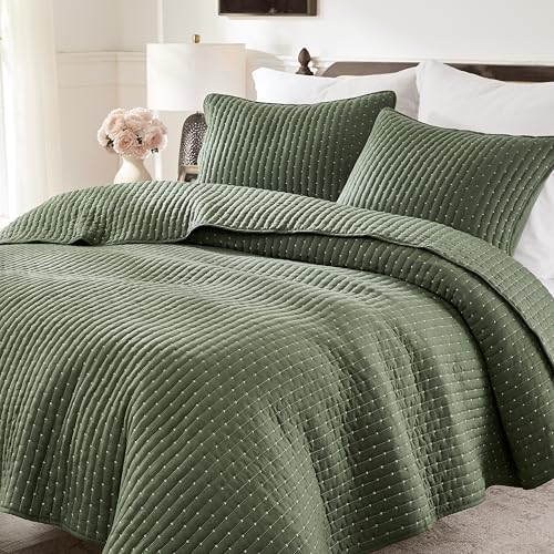WDCOZY Olive Green Cross Stitch King Size Quilt Set