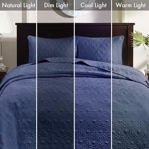 Madison Park Quebec Queen Size Reversible Bedspread Set - Navy Damask