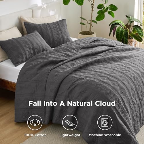 Bedsure 100 Cotton Quilt Set with Pillow Shams