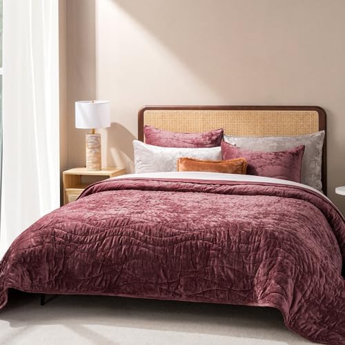 EVERGRACE Luxury Velvet Quilt Set Queen Size Burgundy