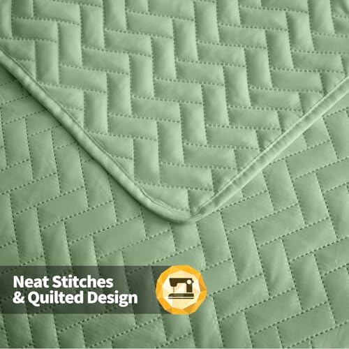 MapleStone Quilt Set Twin XL Lightweight Mint Green