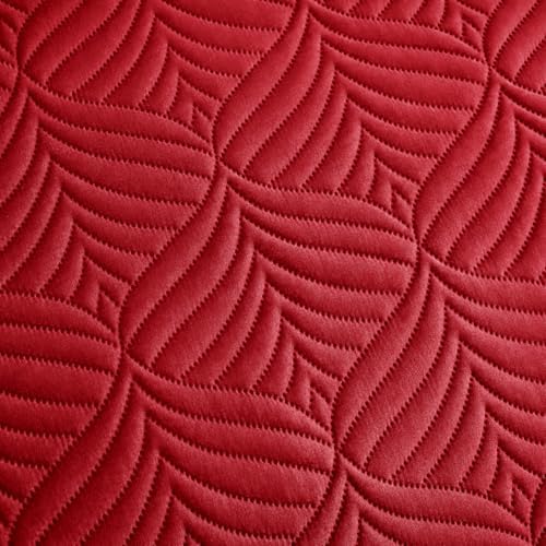Whale Flotilla Extra Soft King Quilt Set Red