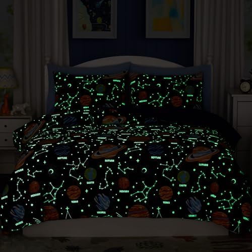 7-Piece Glow in the Dark Comforter Set for Boys