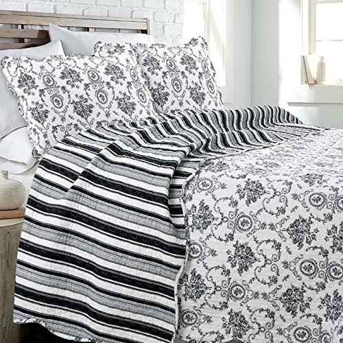 Cozy Line French Medallion Quilt Set Reversible