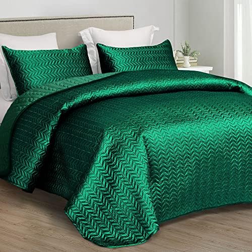 Whale Flotilla Reversible Satin Quilt Set Queen Size