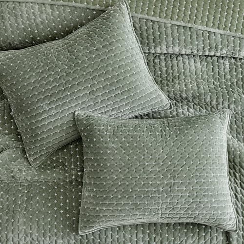 WARMDERN Luxury Velvet Quilt Set Queen Size