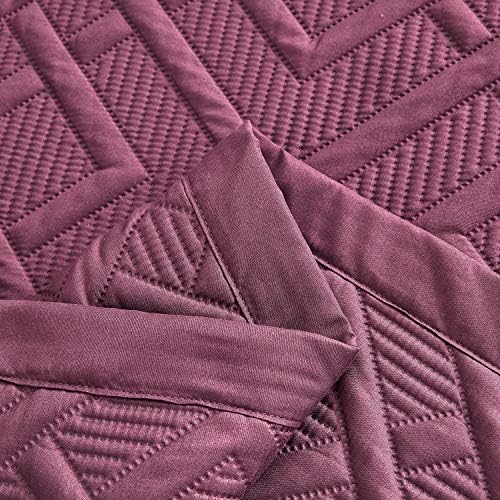 CHIXIN Quilt Queen Size - Geometric Pattern Bedspread Coverlet Set - Modern Style