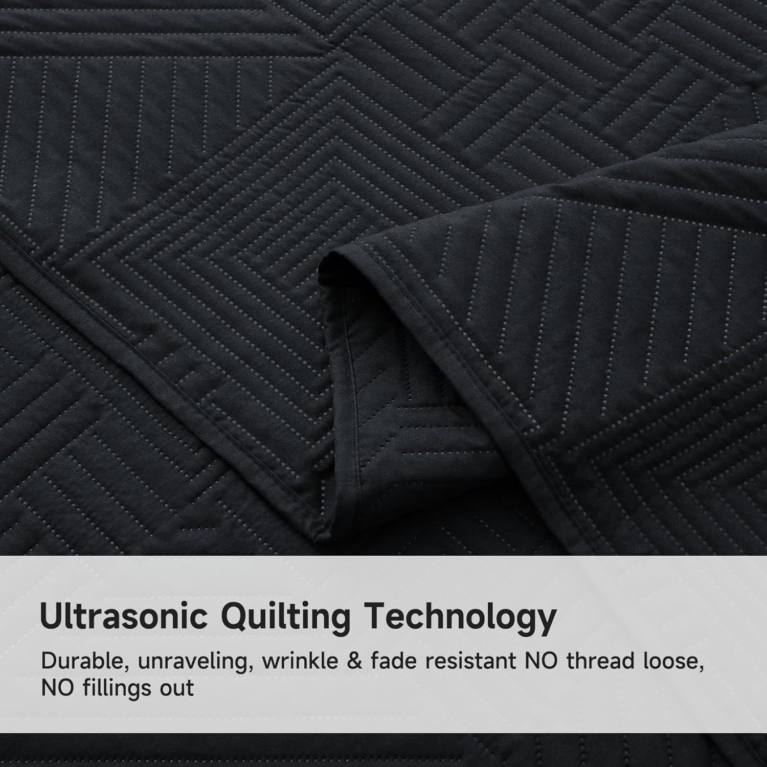 Lavsiry Black Quilt King Size with Pillow Shams