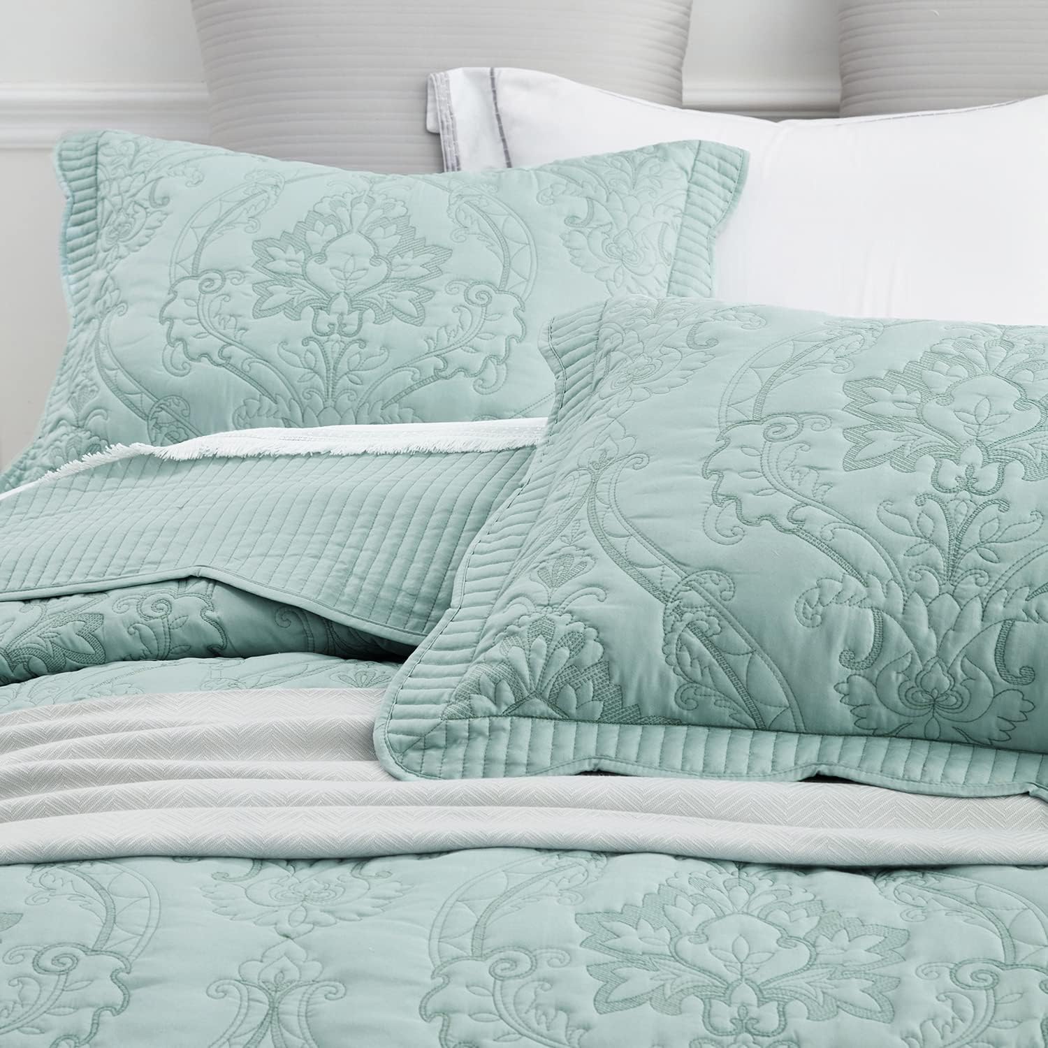 CHIXIN Bedspread Set Queen Size - Reversible Paisley Pattern
