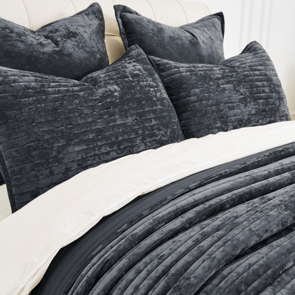3 Piece Velvet Oversized King Quilt Set Grey Blue