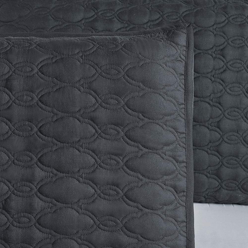 BOURINA 3-Piece King Quilt Set Microfiber Black