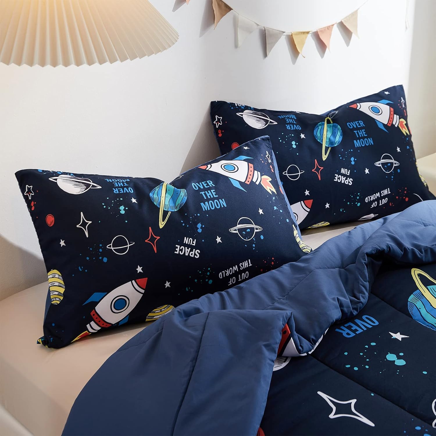 beeweed 2 Piece Kid Comforter Set Twin Size