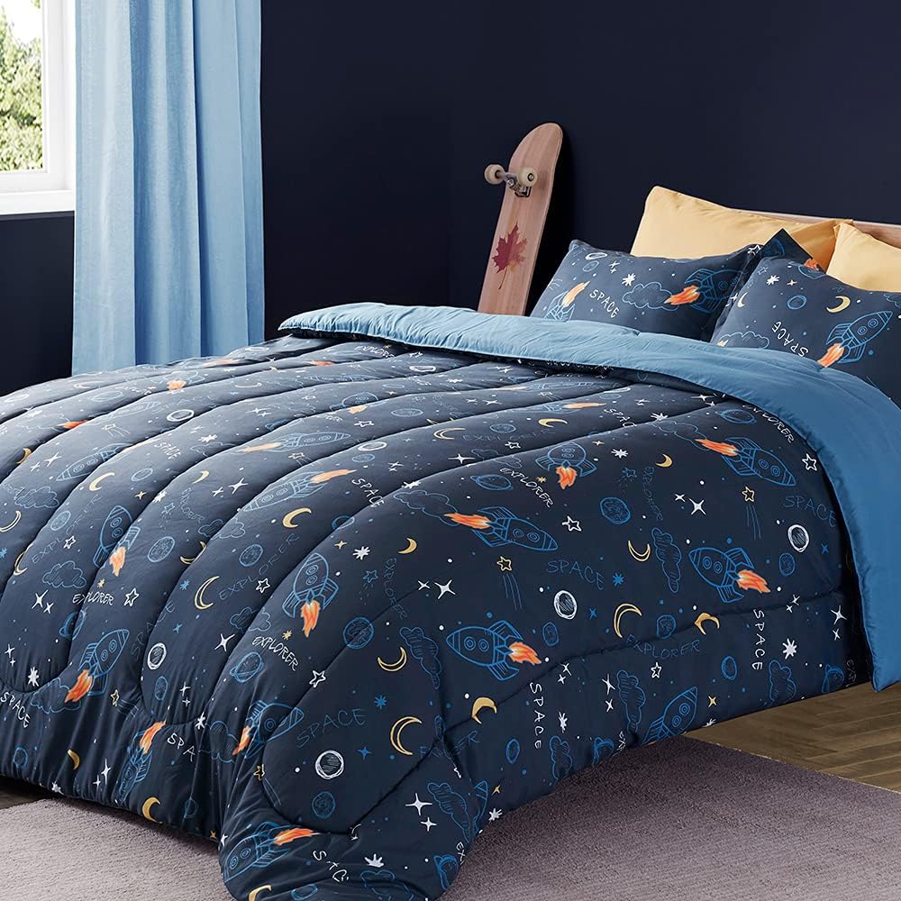 SLEEP ZONE Space Rocket Kids Comforter Set