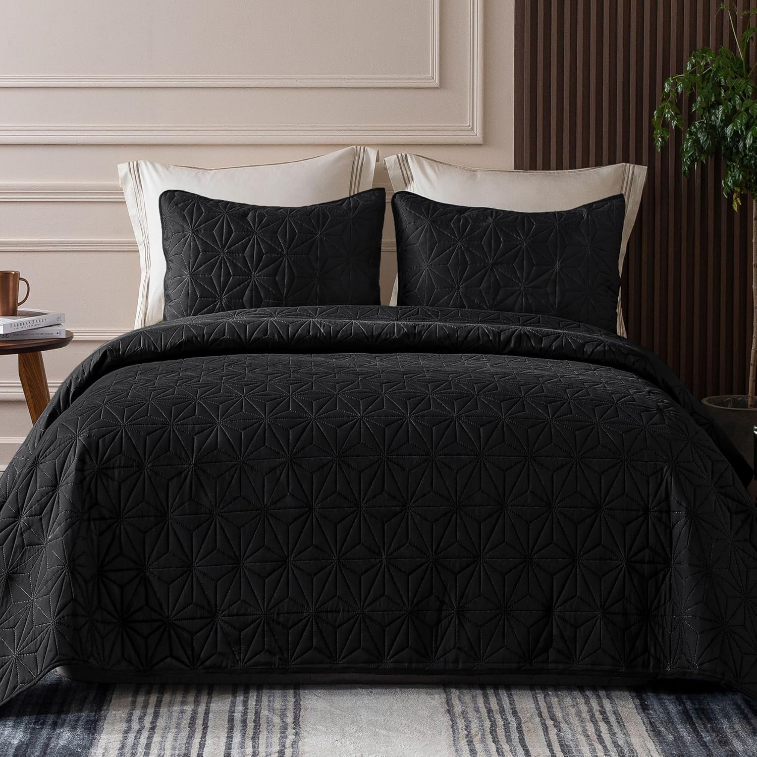 Whale Flotilla King Quilt Bedding Set with Geometric Star Pattern