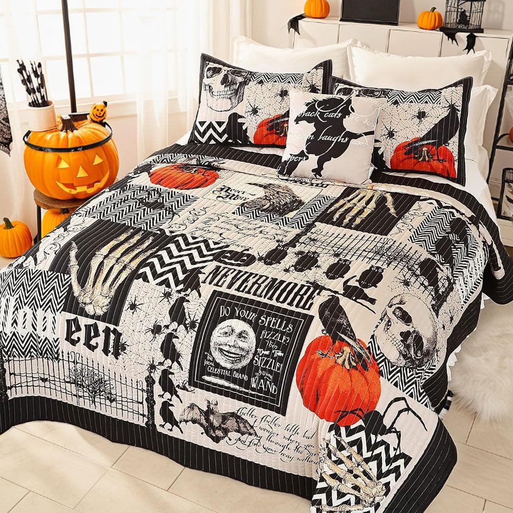 EVENHUG Halloween Queen Quilt Set with Pillow Shams