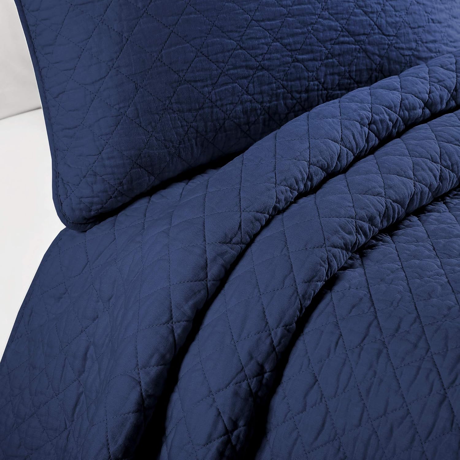 Lush Decor Ava Diamond Quilt Set 3 Piece Navy FullQueen