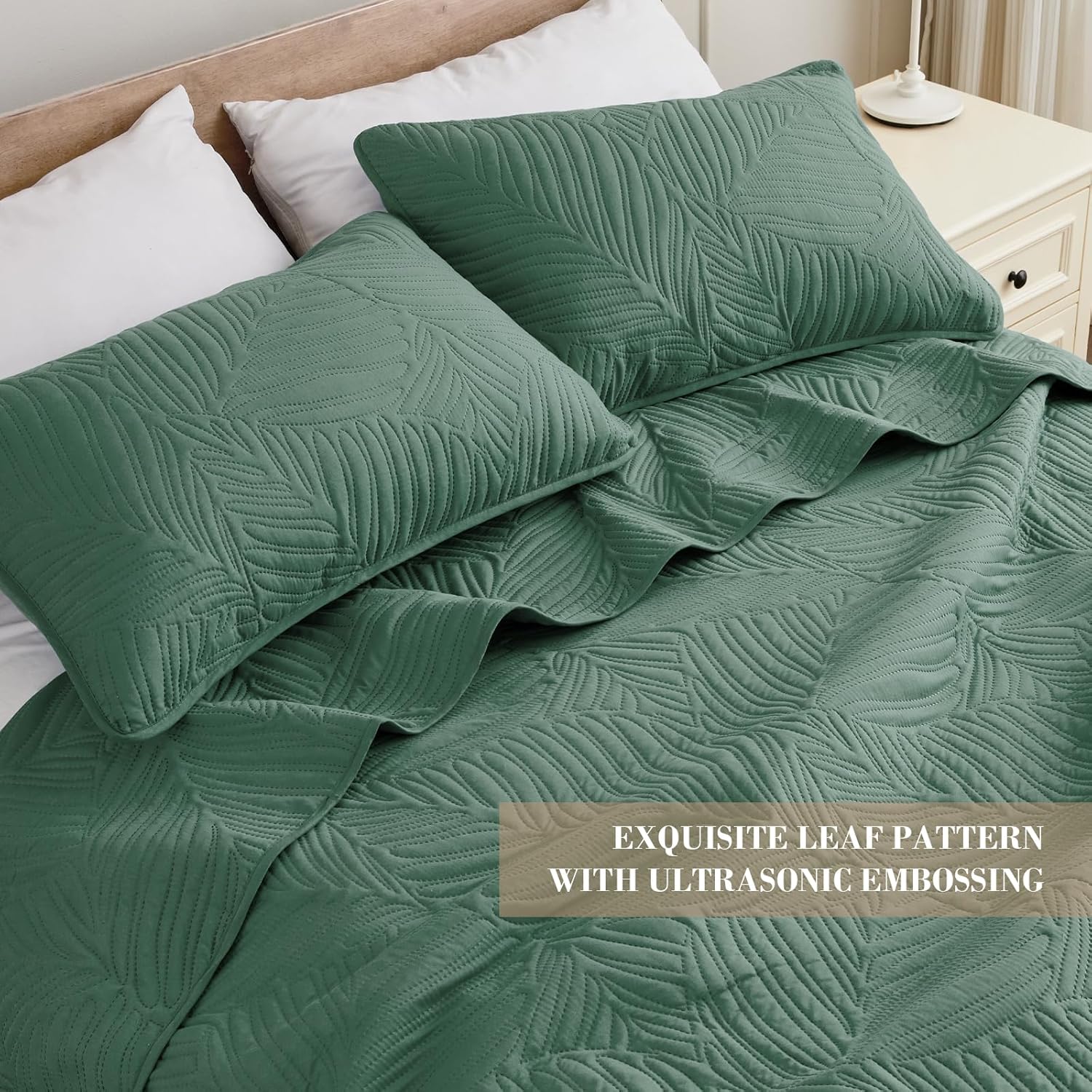 Exclusivo Mezcla King Size Quilt Bedding Set