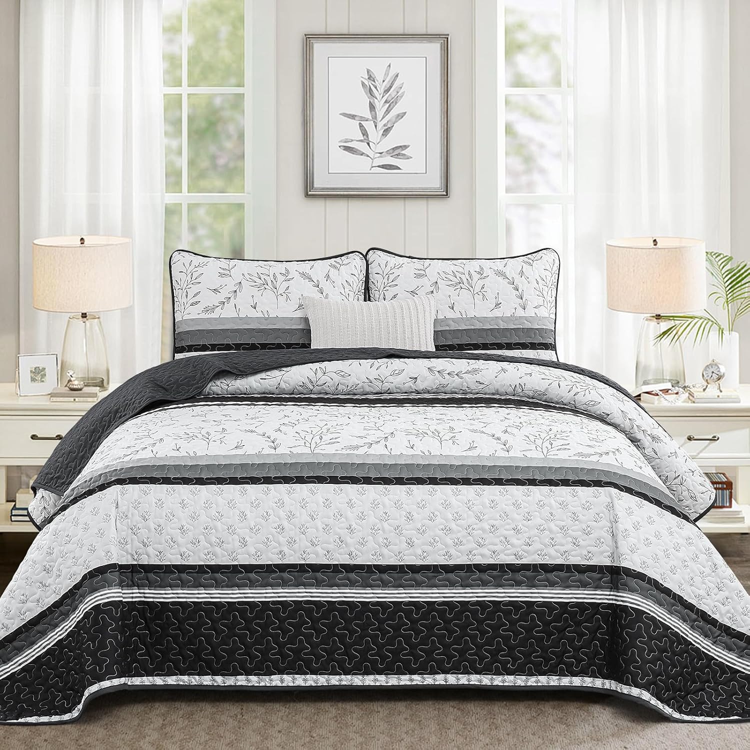 DJY Black Striped King Quilt Set with Pillowcases