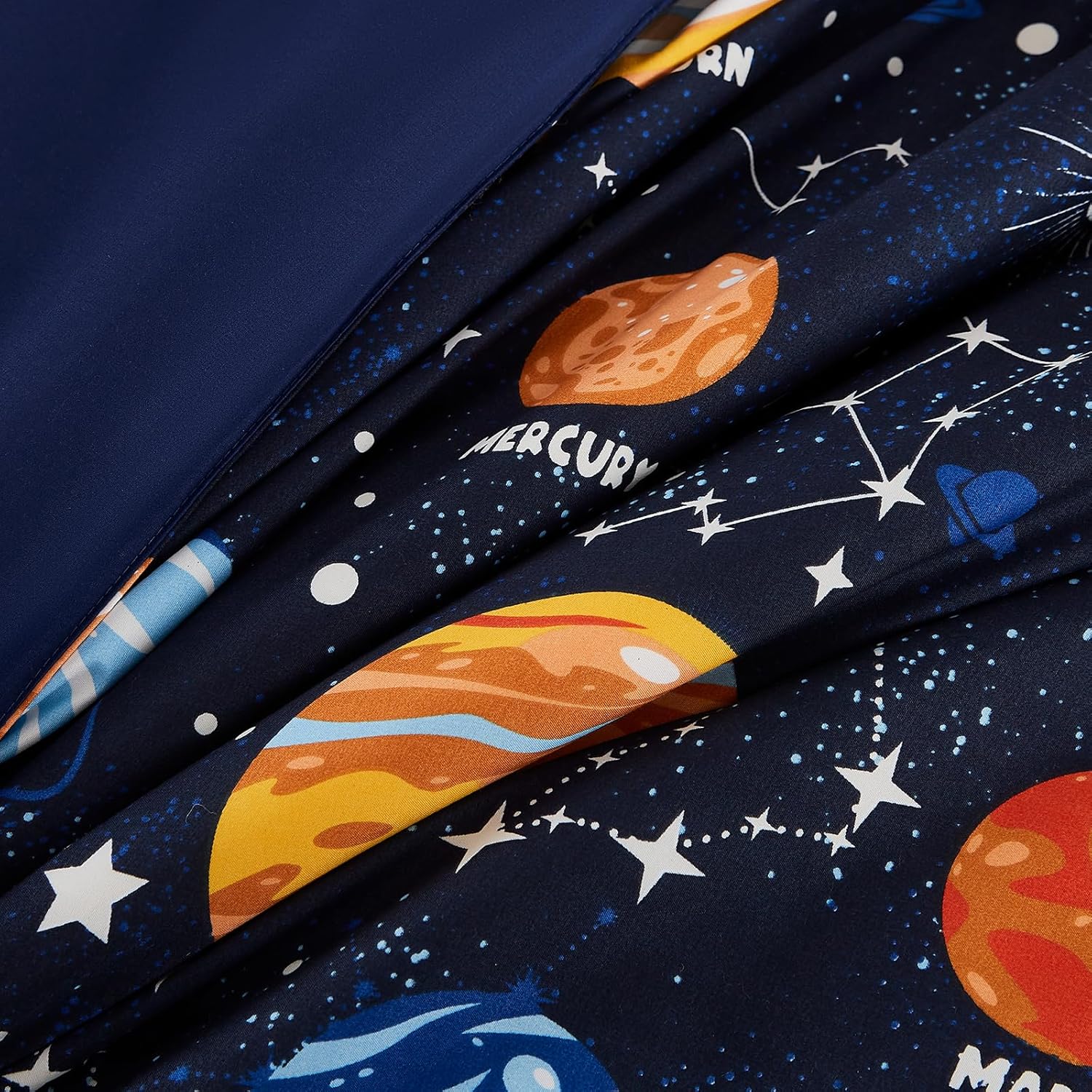 7-Piece Glow in the Dark Comforter Set for Boys