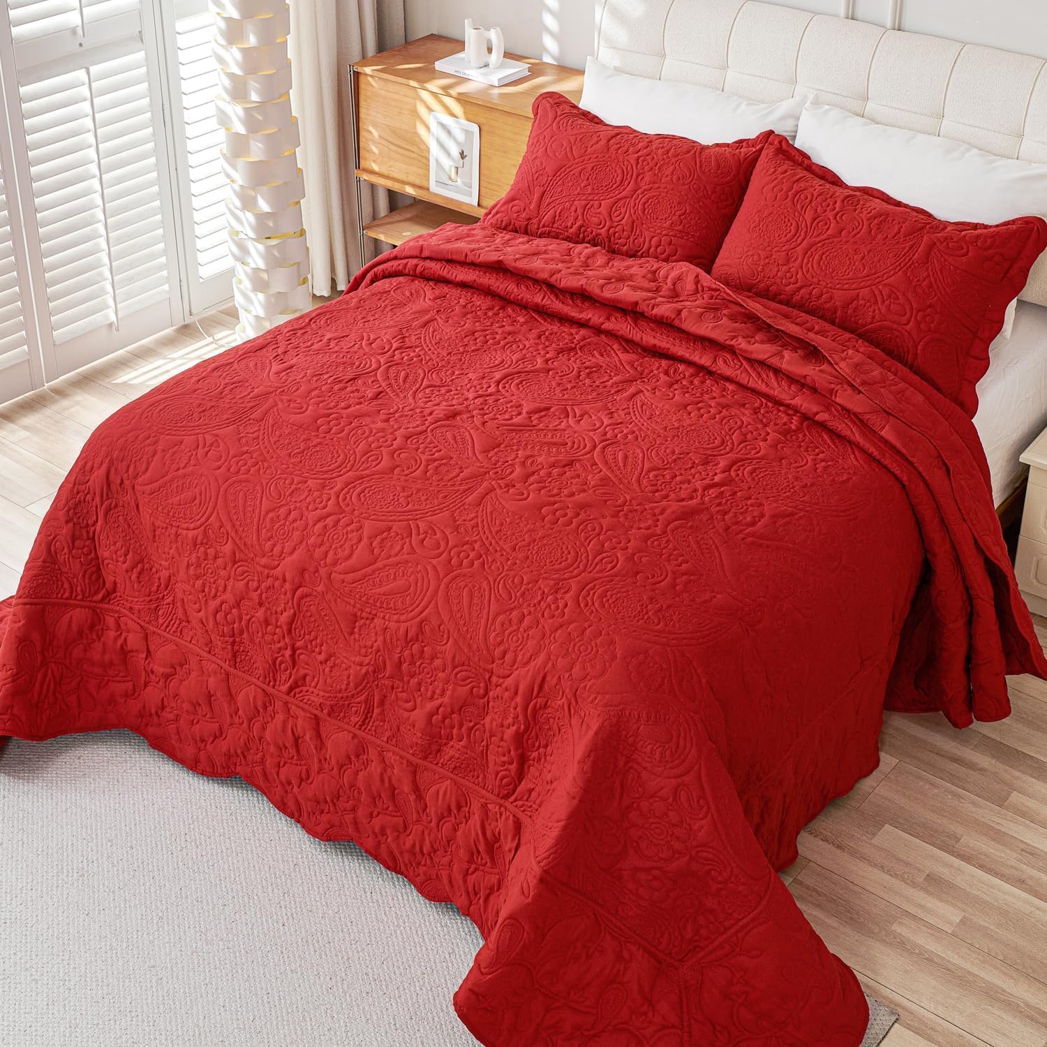 EVENHUG Lightweight Reversible Quilt Set 3 Piece 1