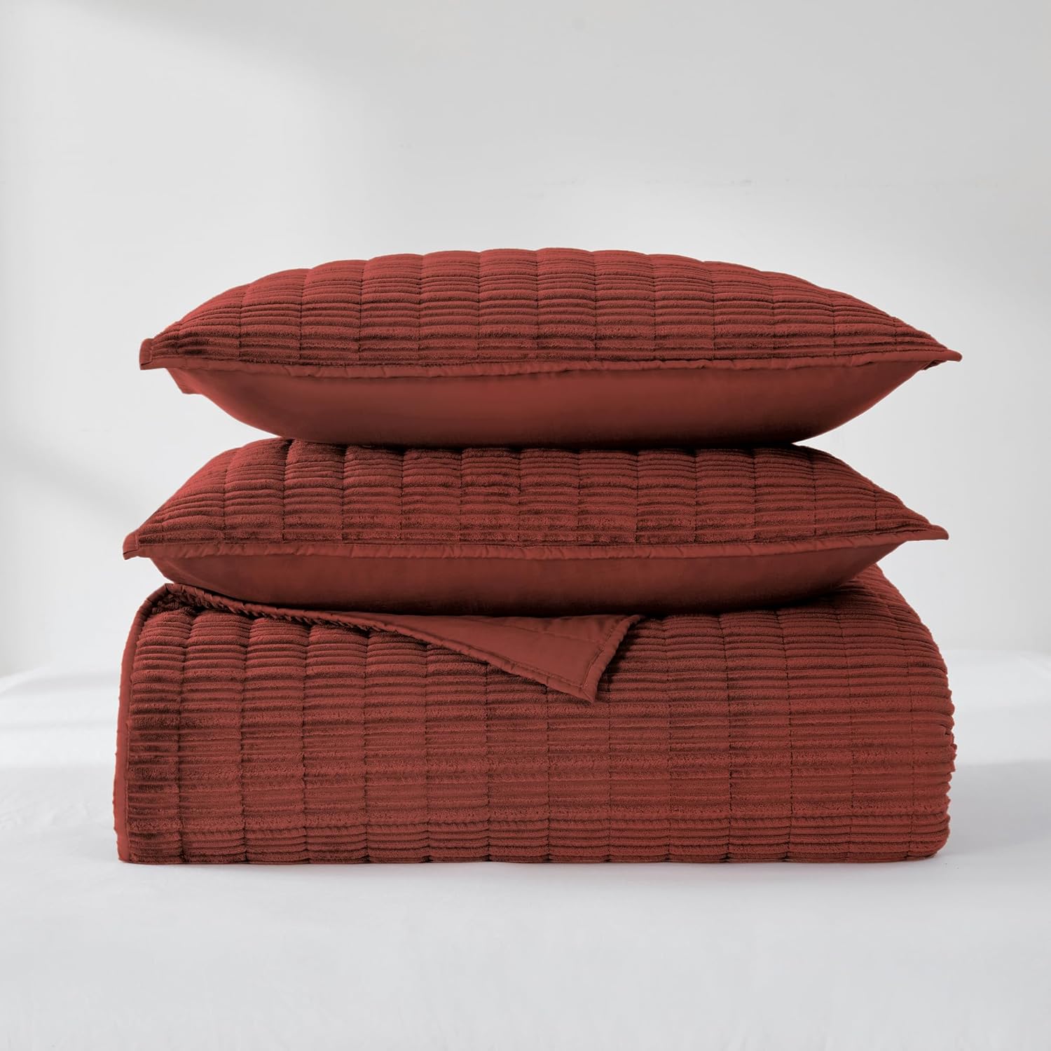 Wonderful Luxury Velvet Quilt - Striped Red Queen Size