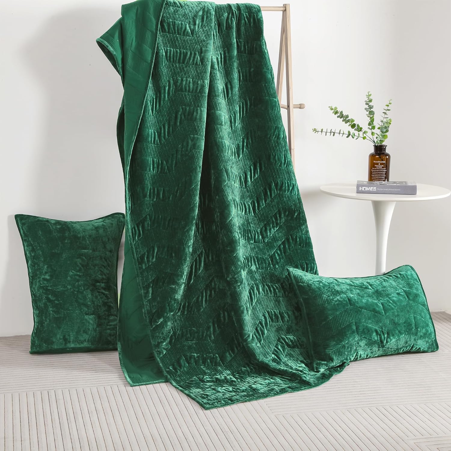 SHALALA Luxury Velvet Queen Quilt Set