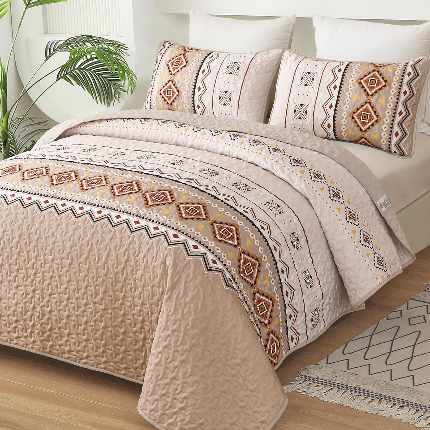 WONGS BEDDING Boho Beige Quilt Set Queen Size 1