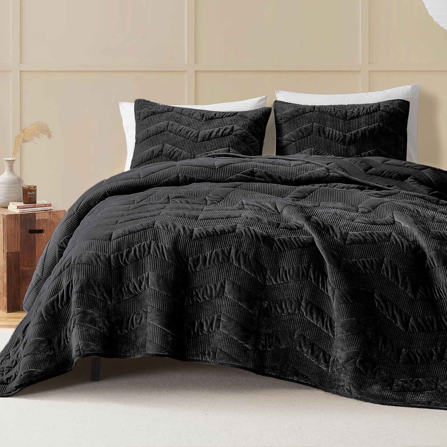 SHALALA Velvet Quilt Set King Size with Geometric Pattern