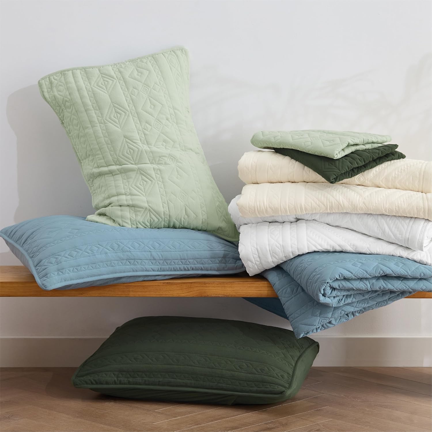Bedsure Boho Queen Quilt Set - Geometric Pattern Sage Green 90x96 Inches
