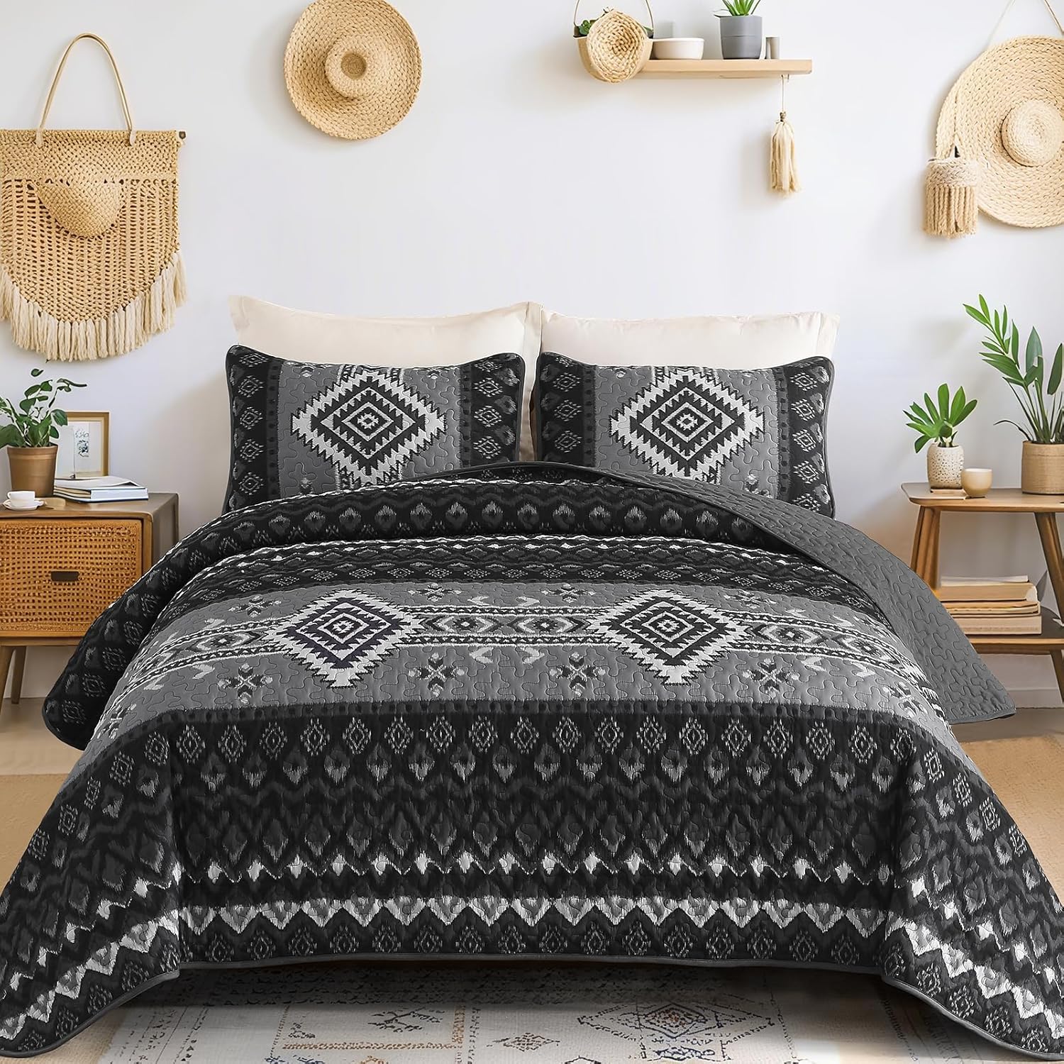 Dintszyayue Boho Quilt Set Queen Size 3 Piece