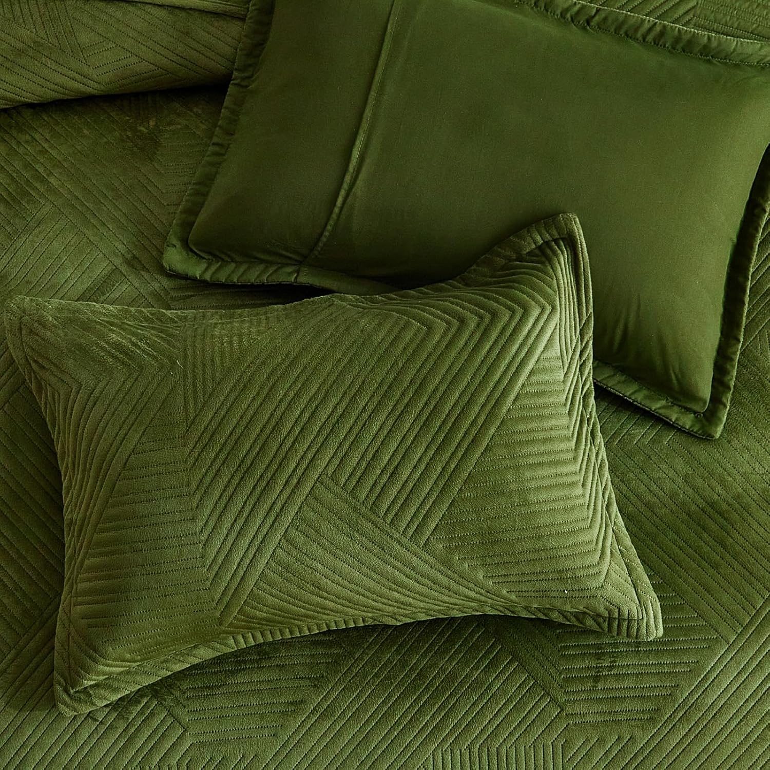 WARMDERN Velvet Quilt Set Queen Size 1