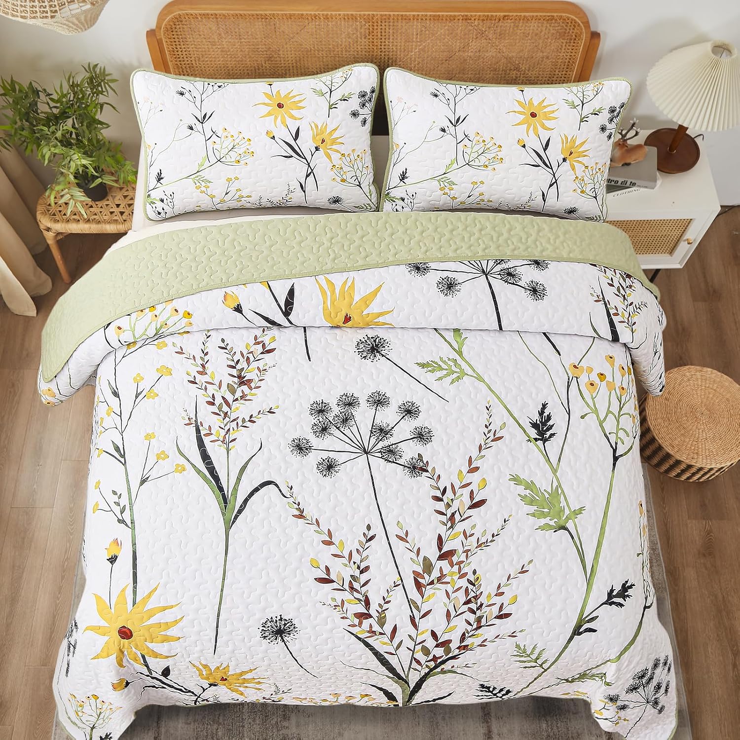 Dobuyly Botanical Floral Quilt Set King Size