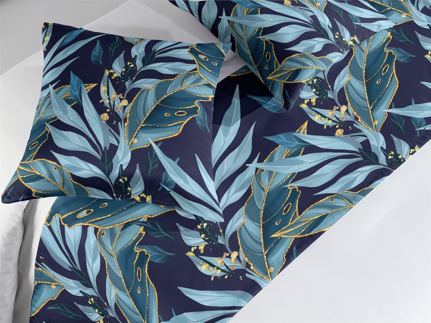 Ambesonne Floral Bed Runner Set with Scarf and Pillow Shams