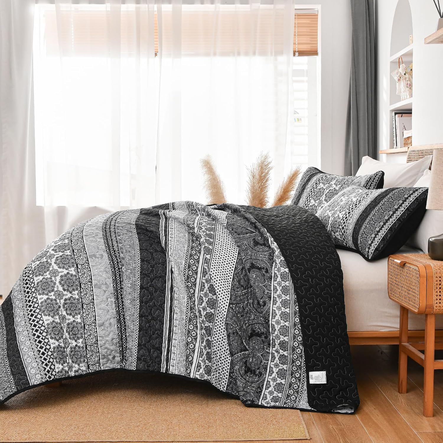 WONGS BEDDING Grey Boho Quilt Set King Size 3 pcs