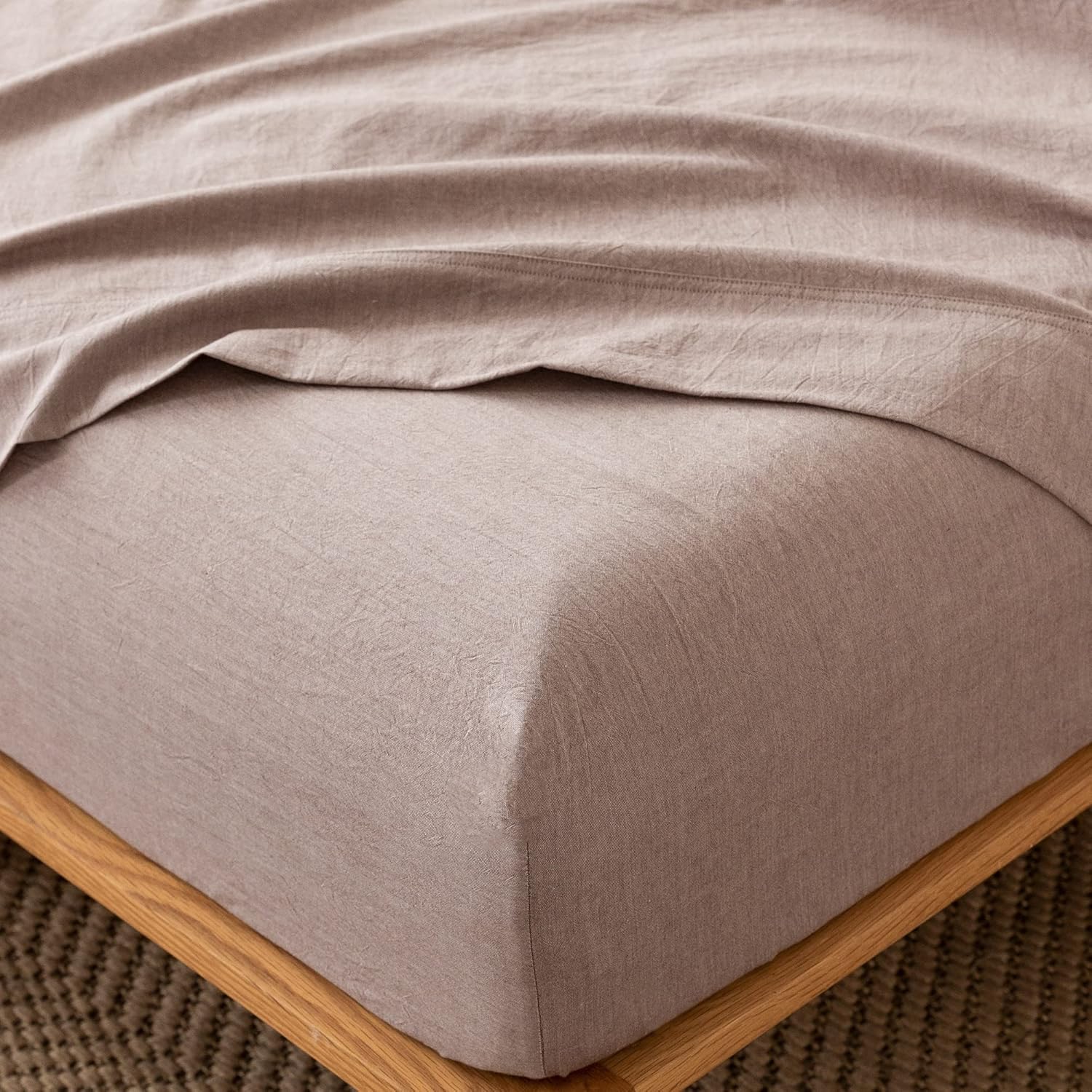 MooMee Fitted Sheet 100 Washed Cotton Queen Mauve Brown