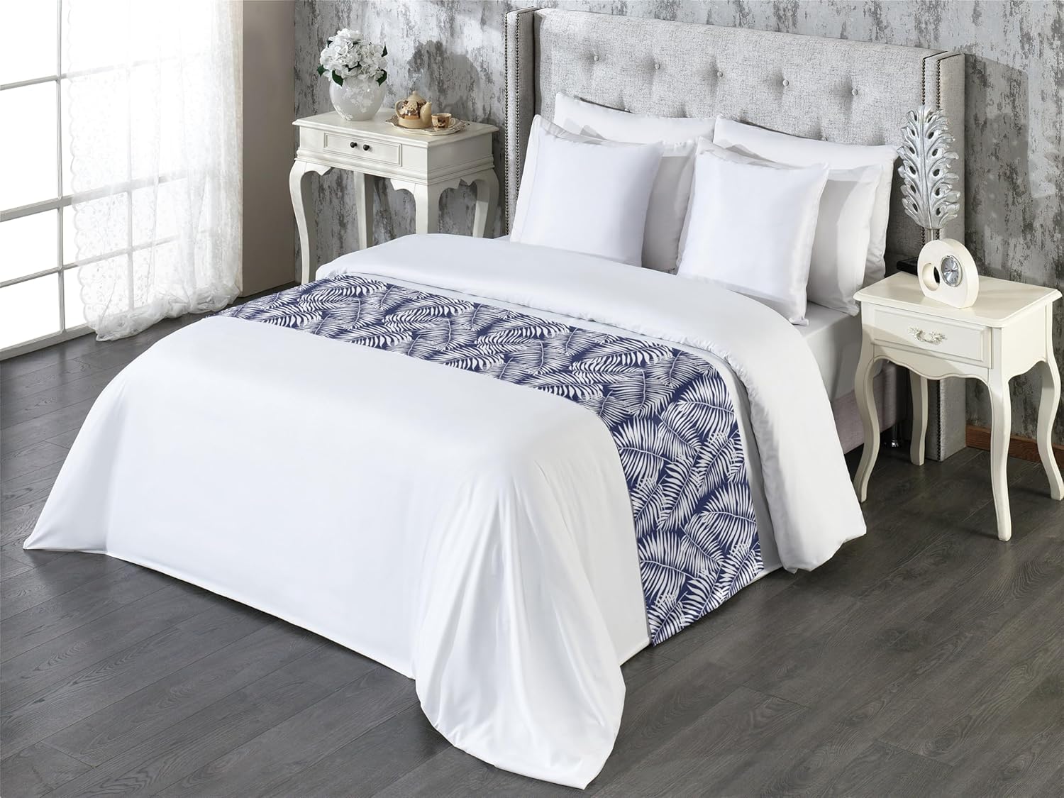 Ambesonne Jungle Leaf Bed Runner King Size Navy Blue and White