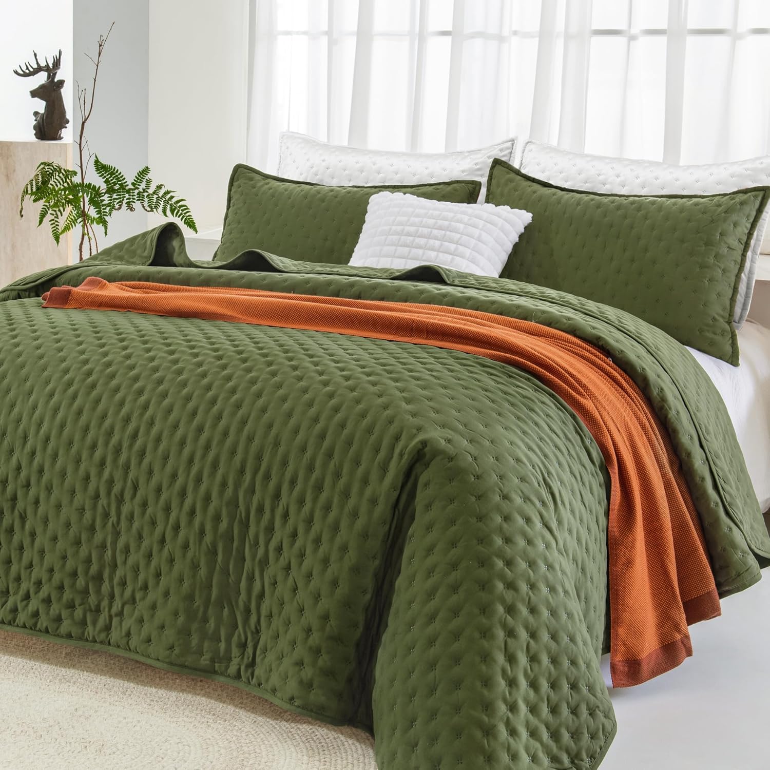 Andency Olive Green California King Quilt Set 3 Piece