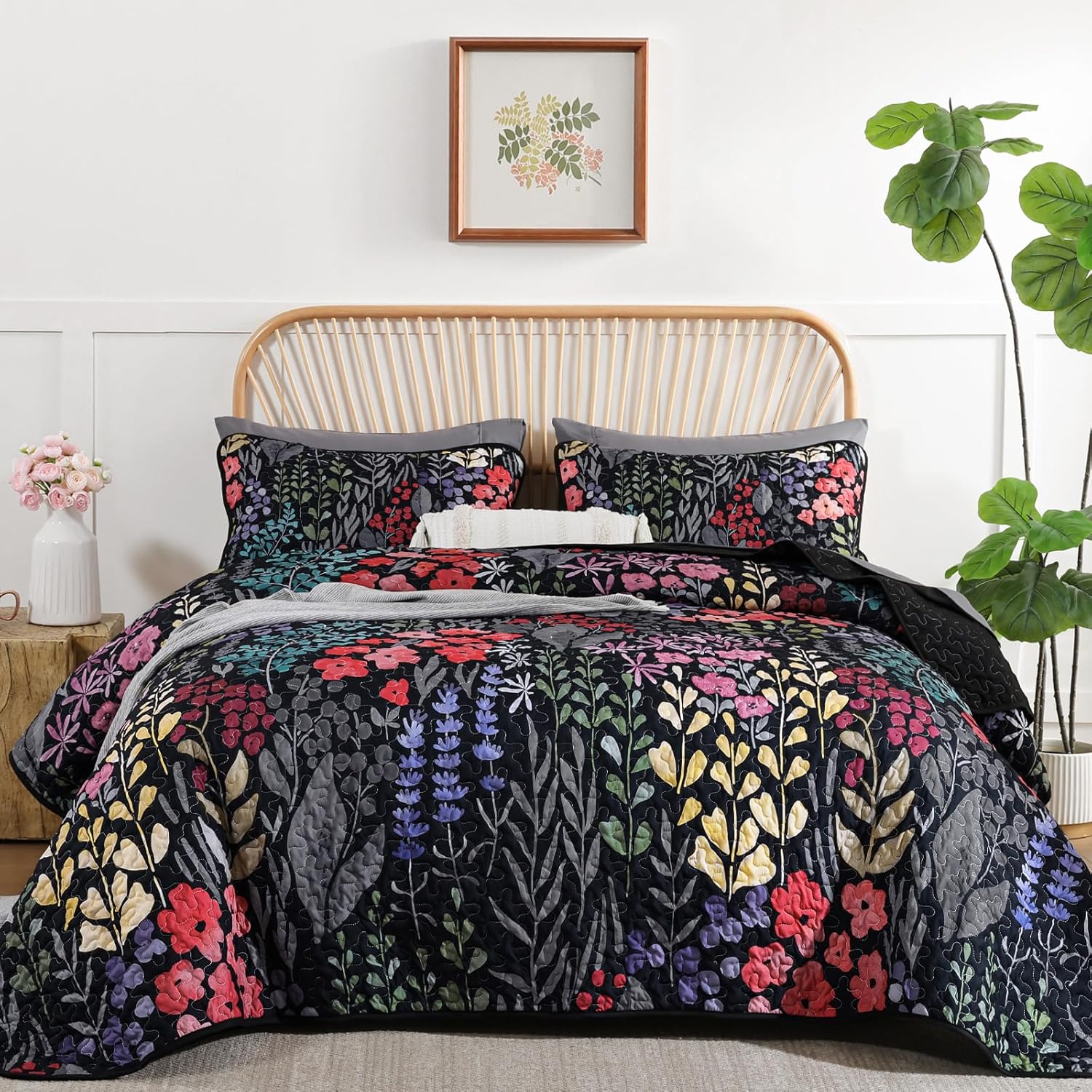 Xruibed Black Floral Quilt Set Queen 3 Piece 1