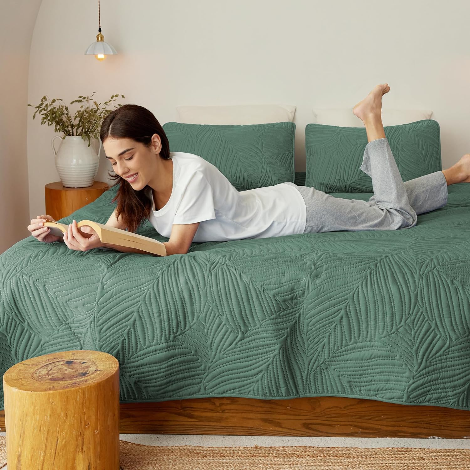 Exclusivo Mezcla King Size Quilt Bedding Set