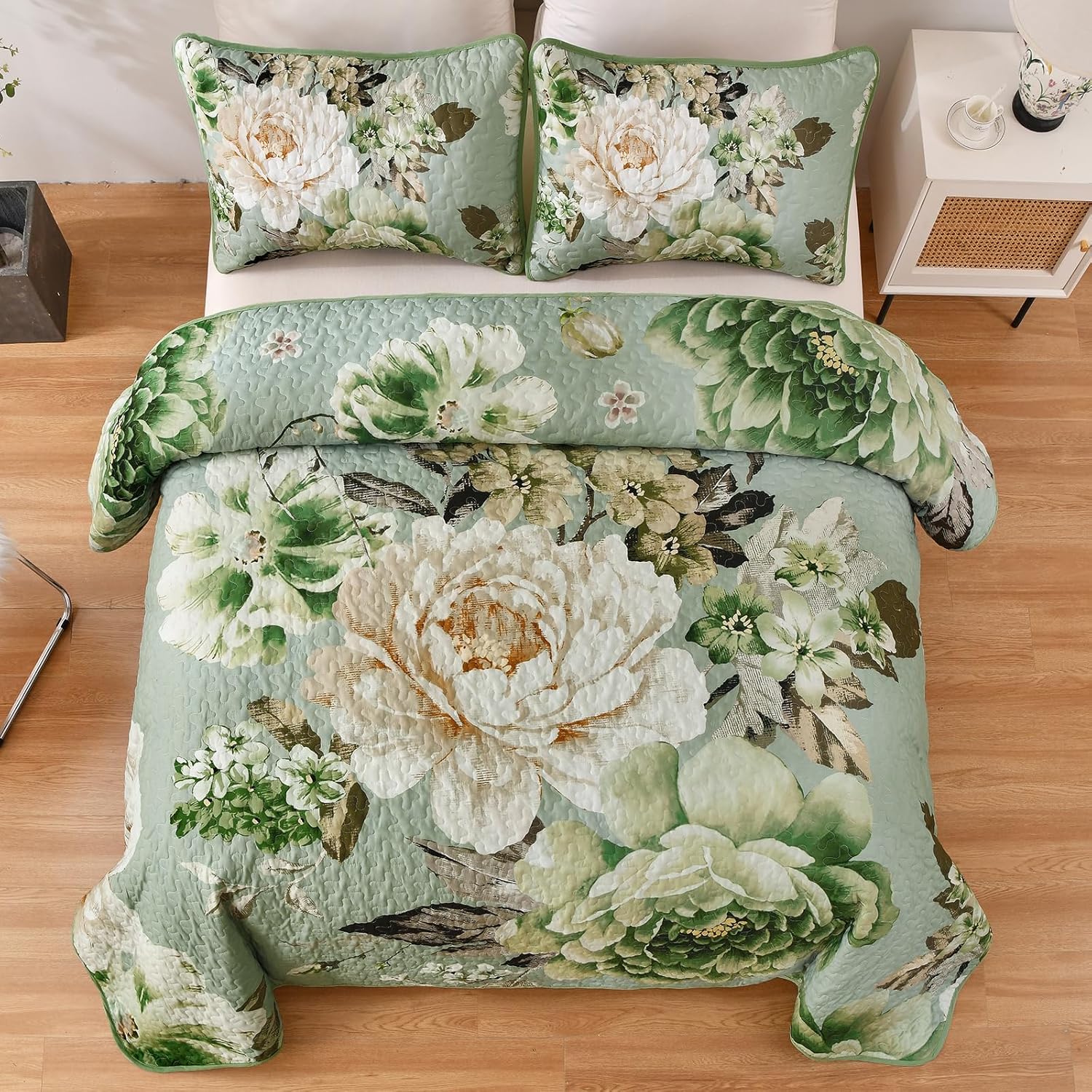WONGS BEDDING Sage Green Floral Quilt Set King