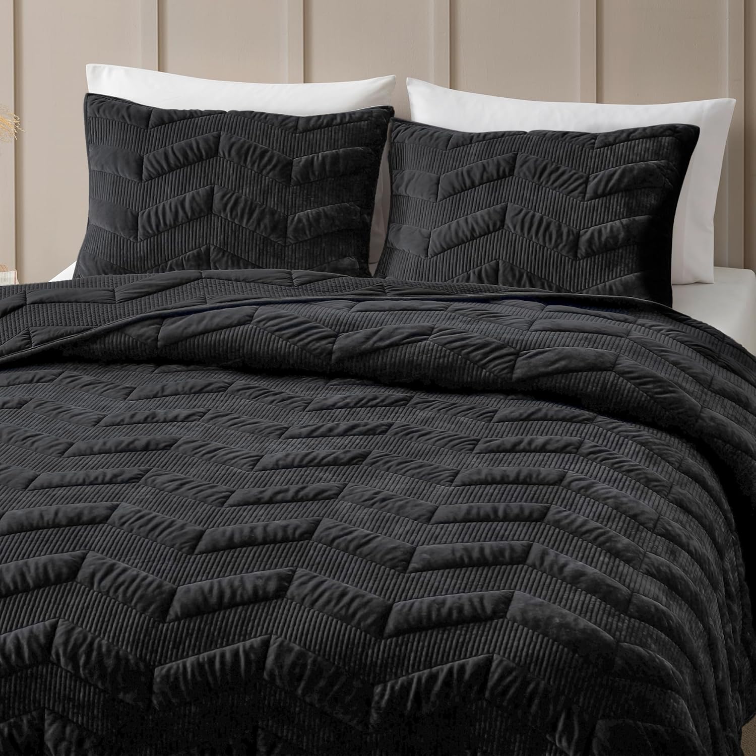 SHALALA Velvet Quilt Set King Size with Geometric Pattern