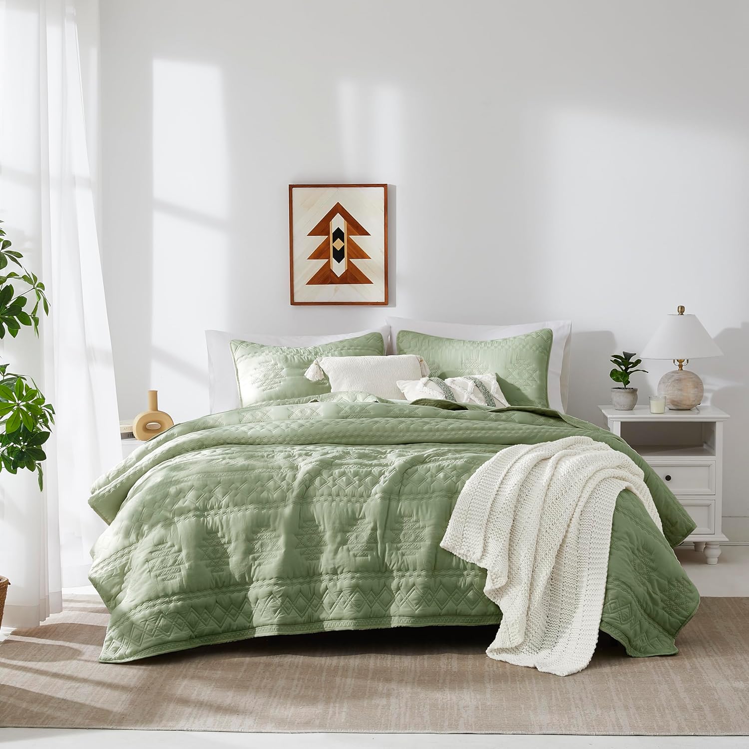 WDCOZY Boho Sage Green Queen Quilt Set with 2 Pillow Shams 1