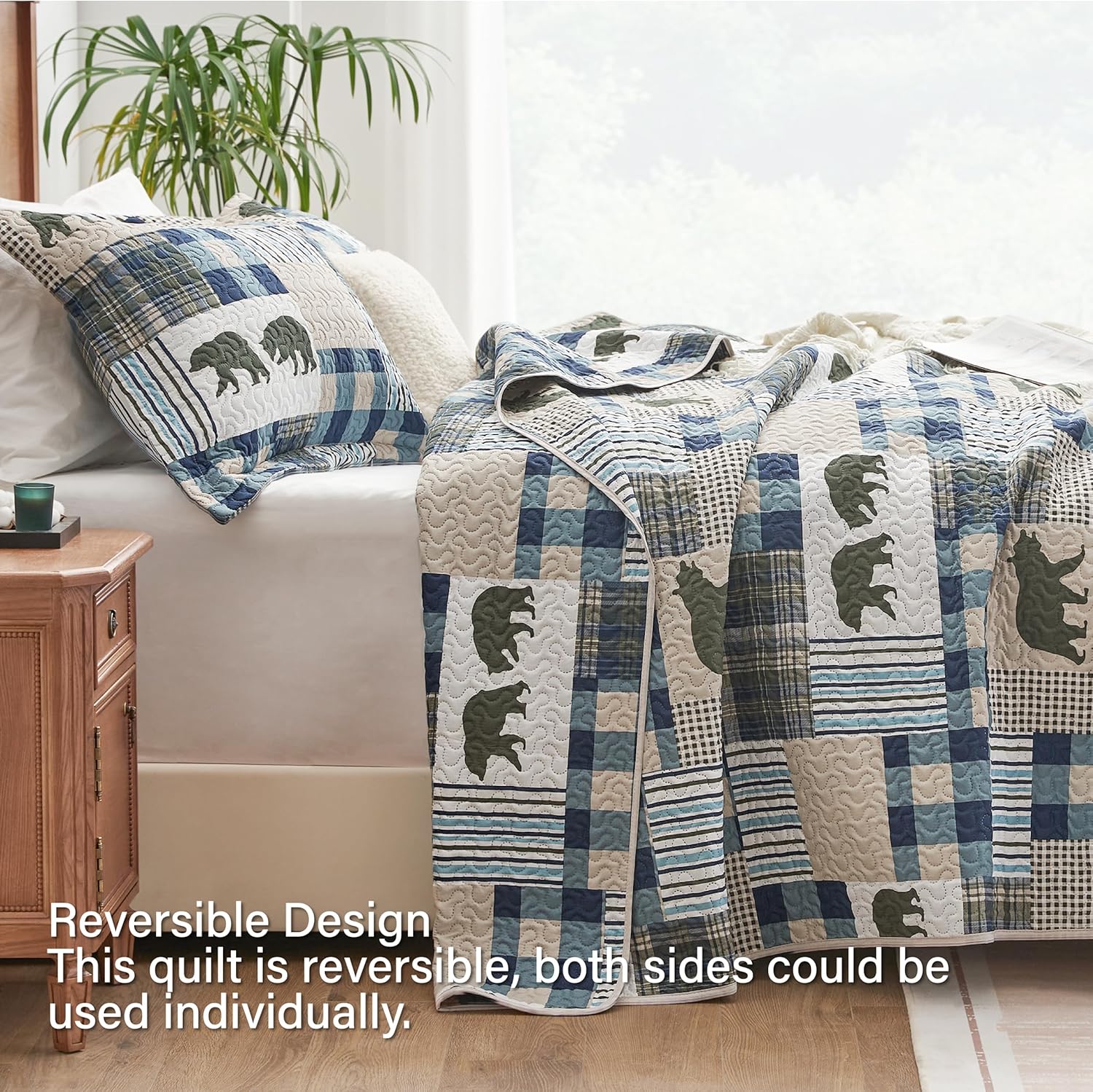 PPOLCA Christmas Cabin Quilt Set 3-Piece Reversible King Size