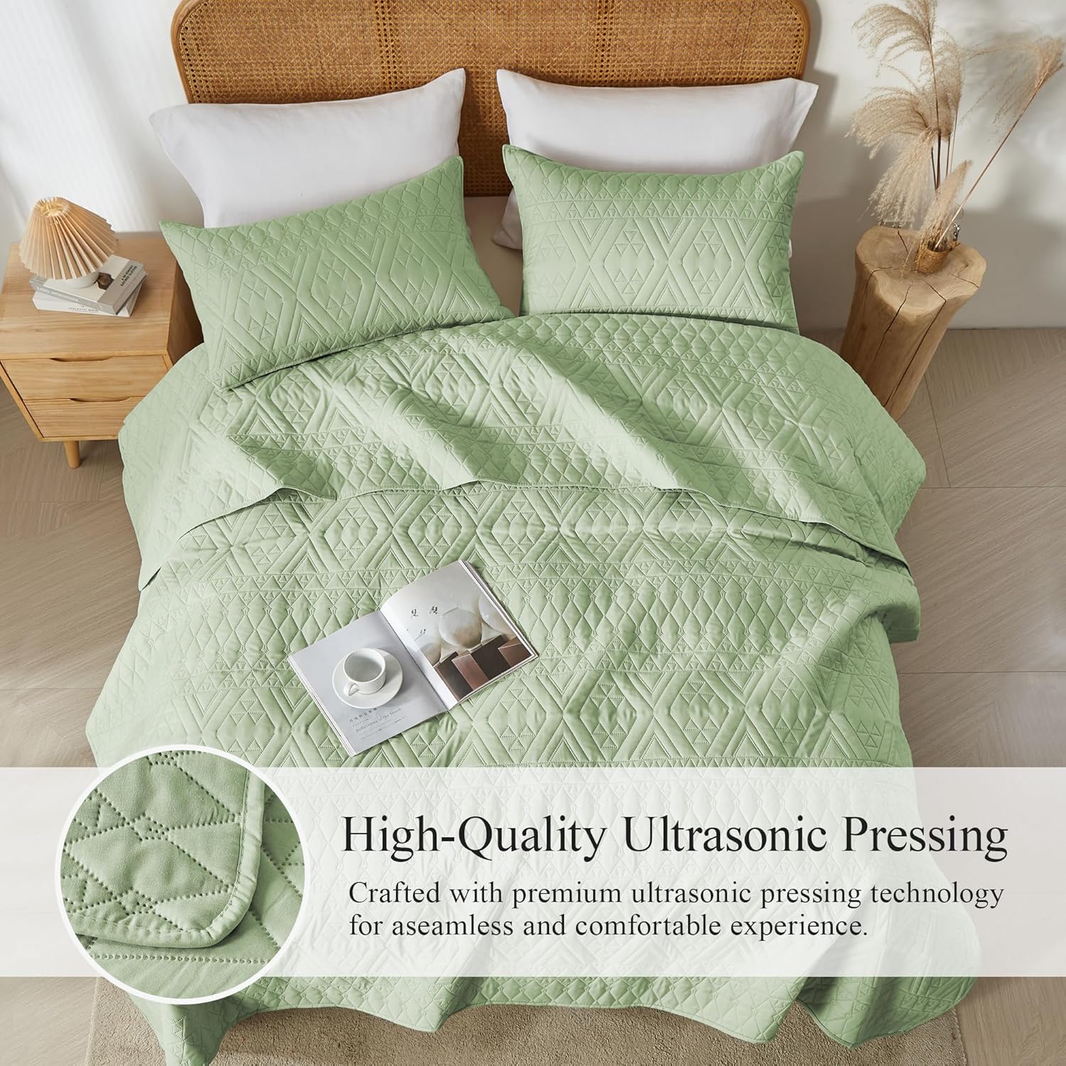 akkialla Geometric Pattern Queen Quilt Set