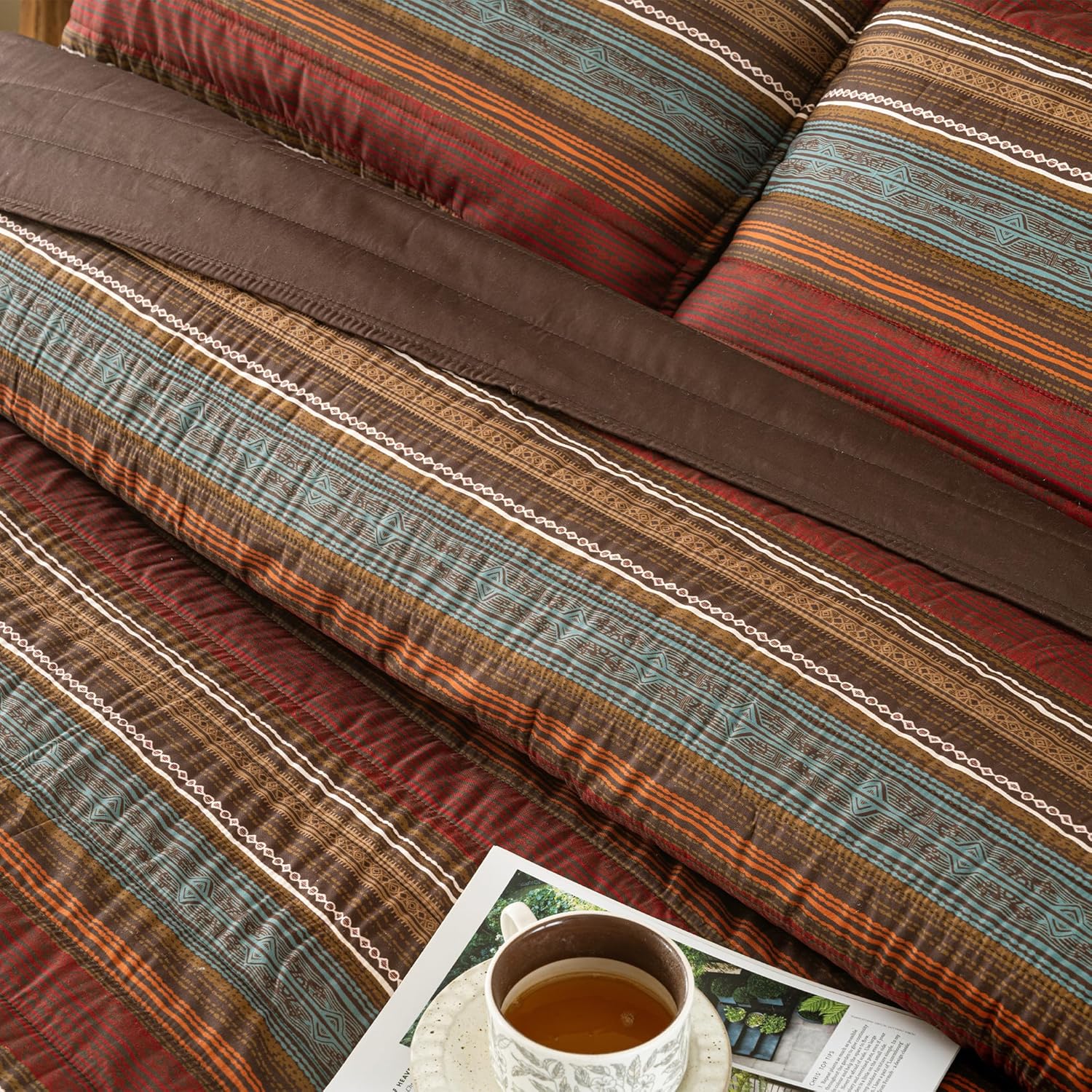 LIRISDOM Bohemian Quilt Set Queen Size 3 Pieces 1
