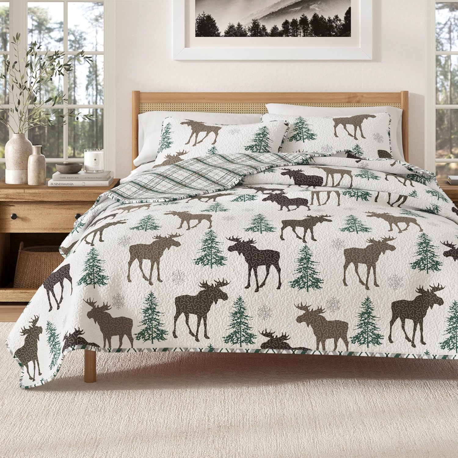 Great Bay Home Moose Chocolate Quilt Set TwinTwin XL
