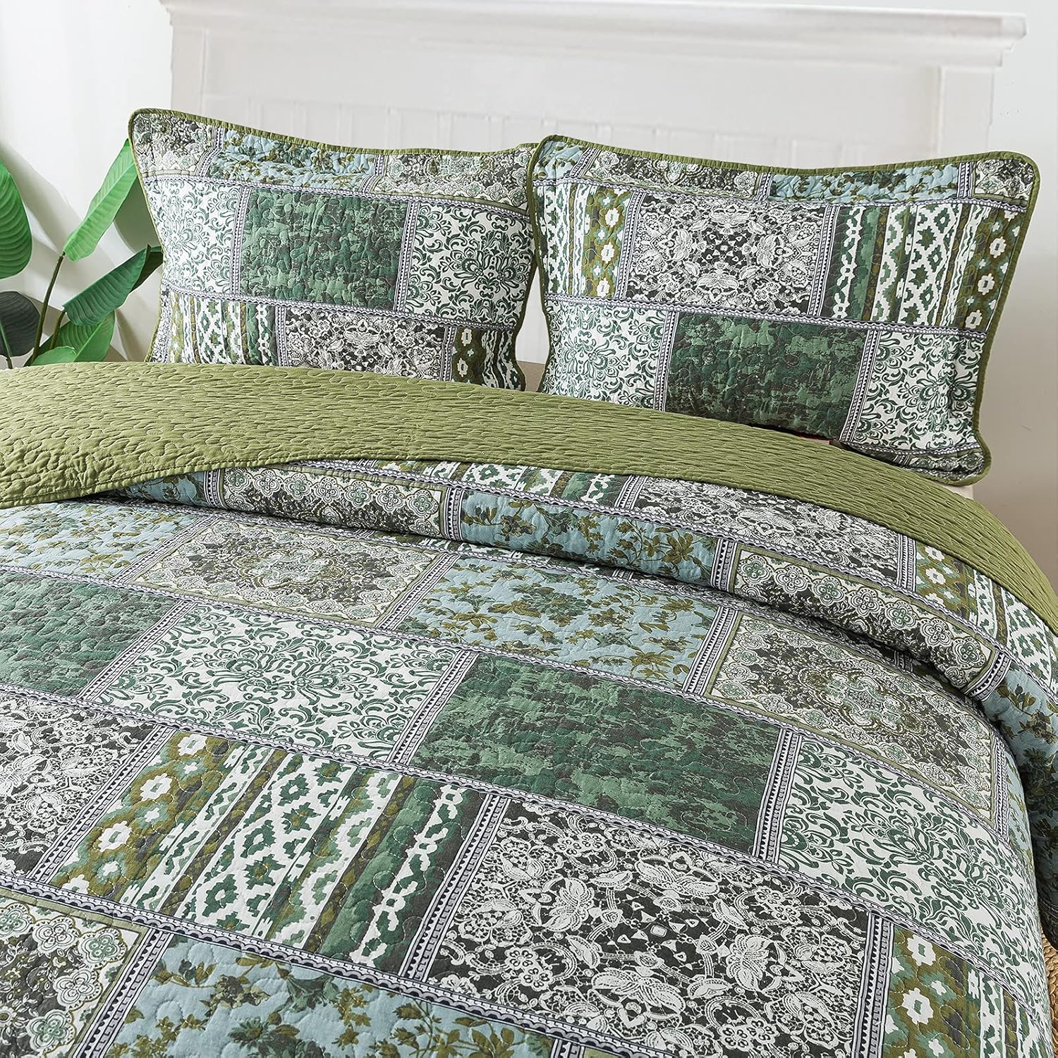 NEWLAKE Reversible Patchwork Quilt Set Queen Size 1